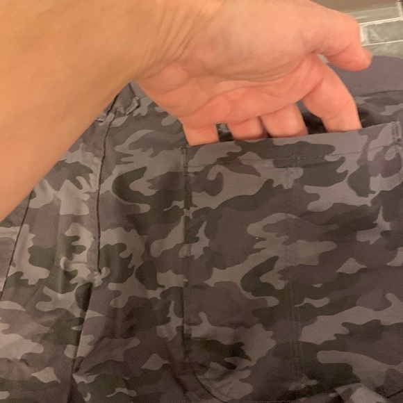 RIDERS BY LEE Camouflage Pattern Grey Utility Shorts Size 20W plus size - Picture 5 of 14